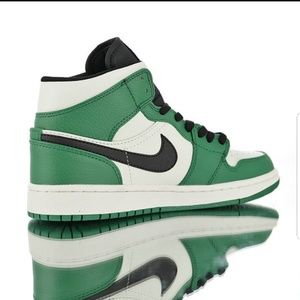 Air Jordan 1 mid White-green toe celtic Black